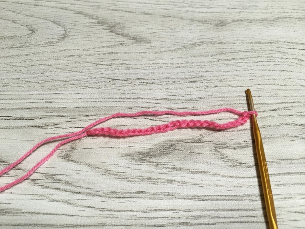 薔薇モチーフで作る編み物アクセサリー | みんなでつくるハンドメイド情報サイト | ホビースタイルHobbyStyle(ホビスタ) | ホビー協会